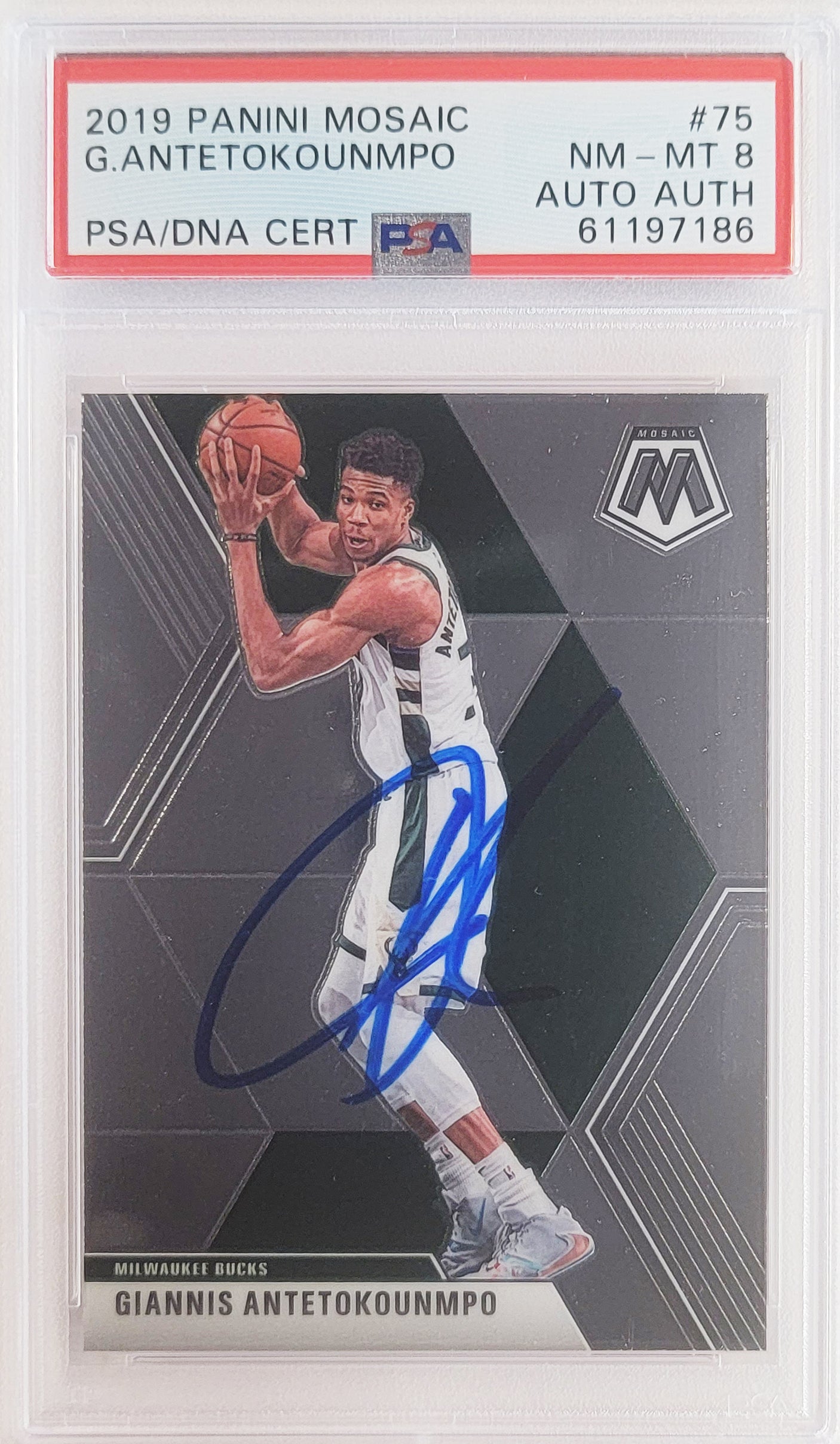 Giannis Antetokounmpo Autographed 2019 Panini Mosaic Card #75 Milwaukee Bucks PSA 8 PSA/DNA #61197186