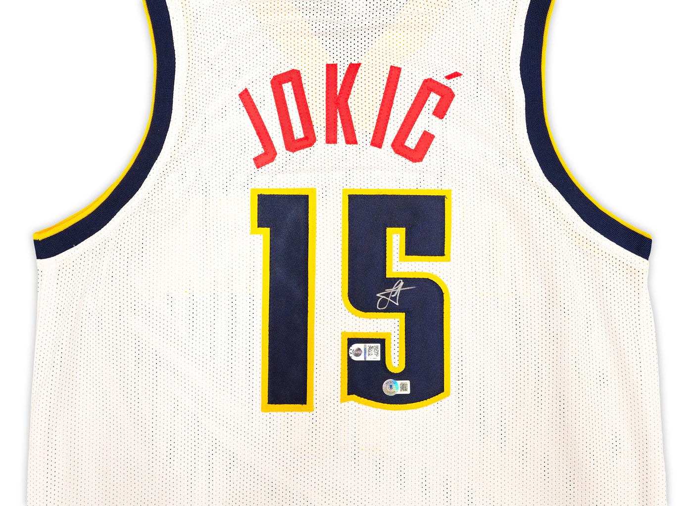 Denver Nuggets Nikola Jokic Autographed White Jersey Beckett BAS Witness Stock #234049