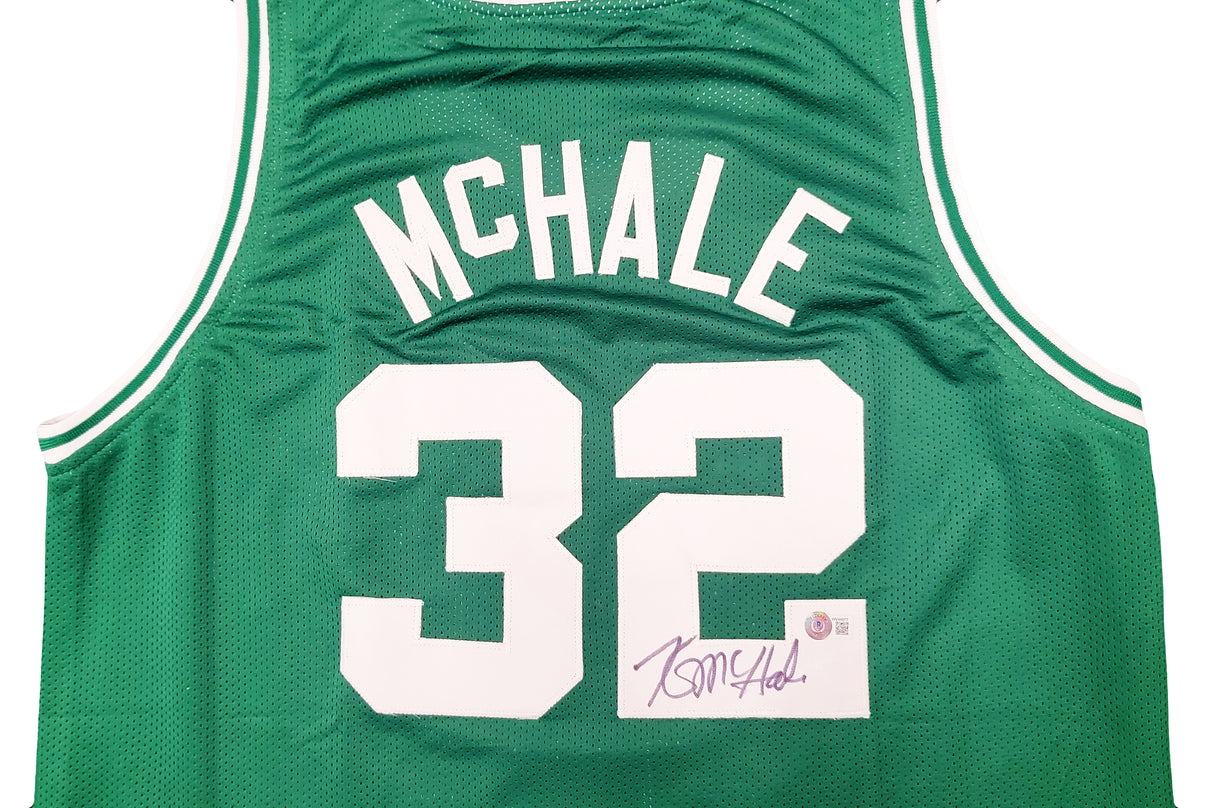 Boston Celtics Kevin McHale Autographed Green Jersey Beckett BAS Witness Stock #208710
