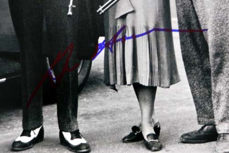 Gene Hackman Autographed 11x14 Photo Bonnie & Clyde PSA/DNA #T14580
