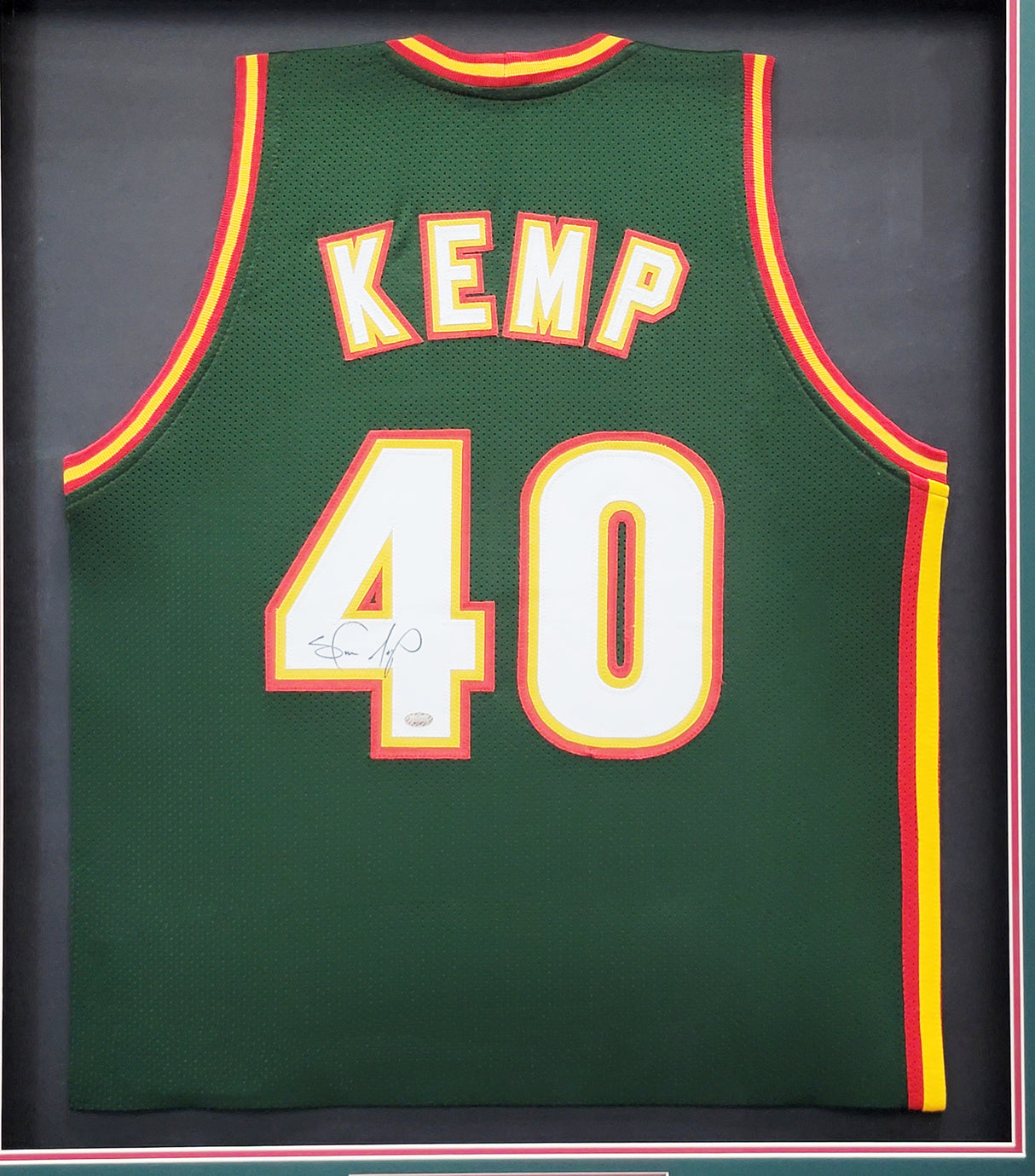 Seattle Supersonics Shawn Kemp Autographed Framed Green & Red Jersey MCS Holo Stock #206944