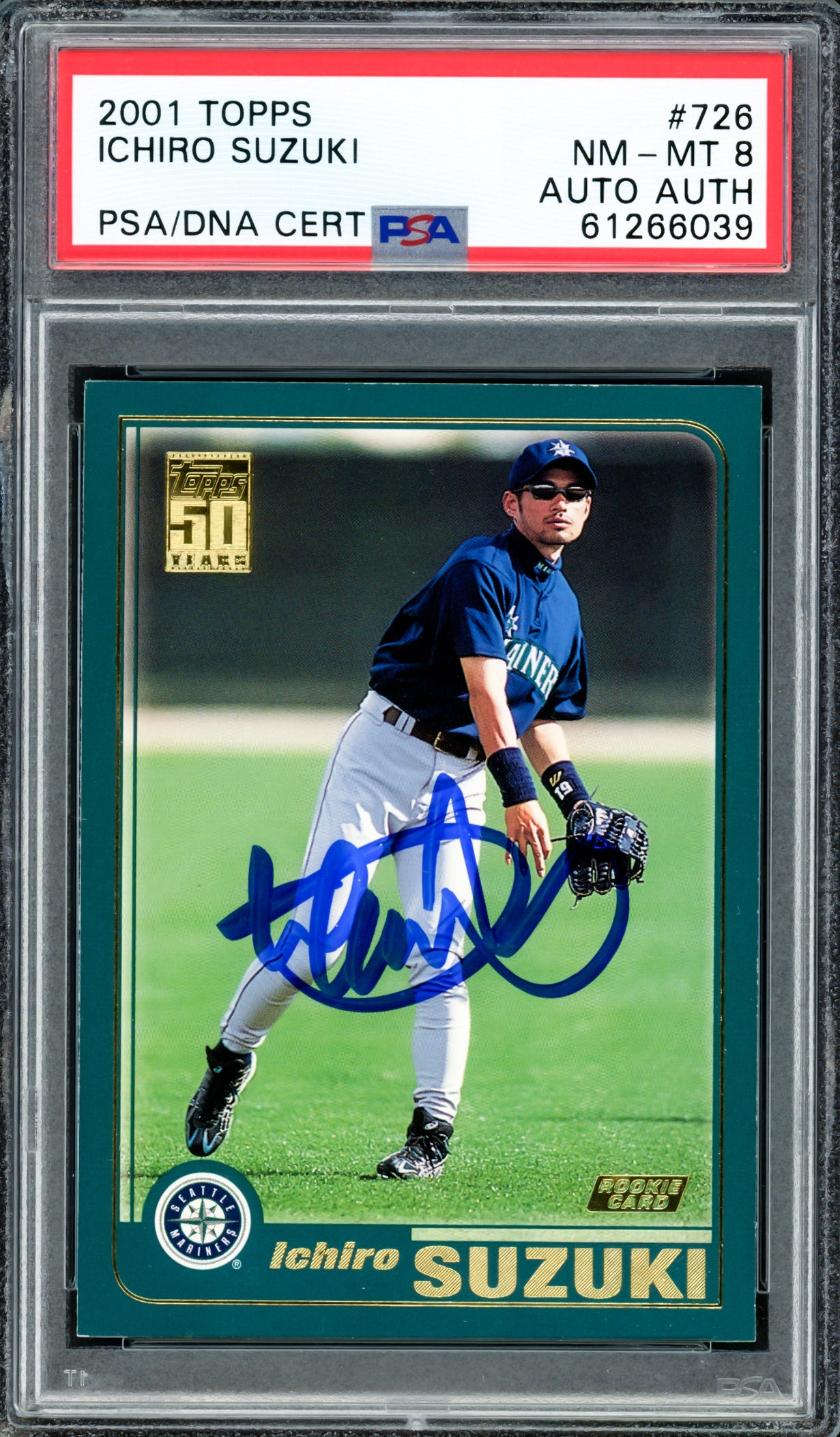Ichiro Suzuki Autographed 2001 Topps Rookie Card #726 Seattle Mariners PSA 8 PSA/DNA Stock #207426