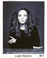 Leah Remini The King Of Queens Authentic Signed 8x10 Photo BAS #Z99388