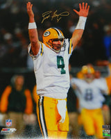Brett Favre Signed Green Bay Packers Arms Raised 16x20 Photo