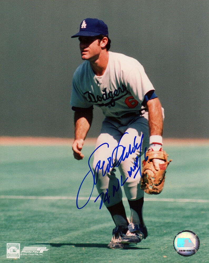 Steve Garvey Signed Los Angeles Dodgers Fielding 8x10 Photo w/74 NL MVP