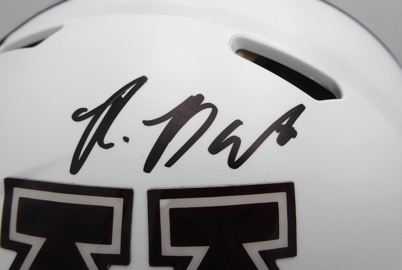 Rashod Bateman Autographed Authentic Full Size Helmet Minnesota Golden Gophers Fanatics Holo #NB38133349