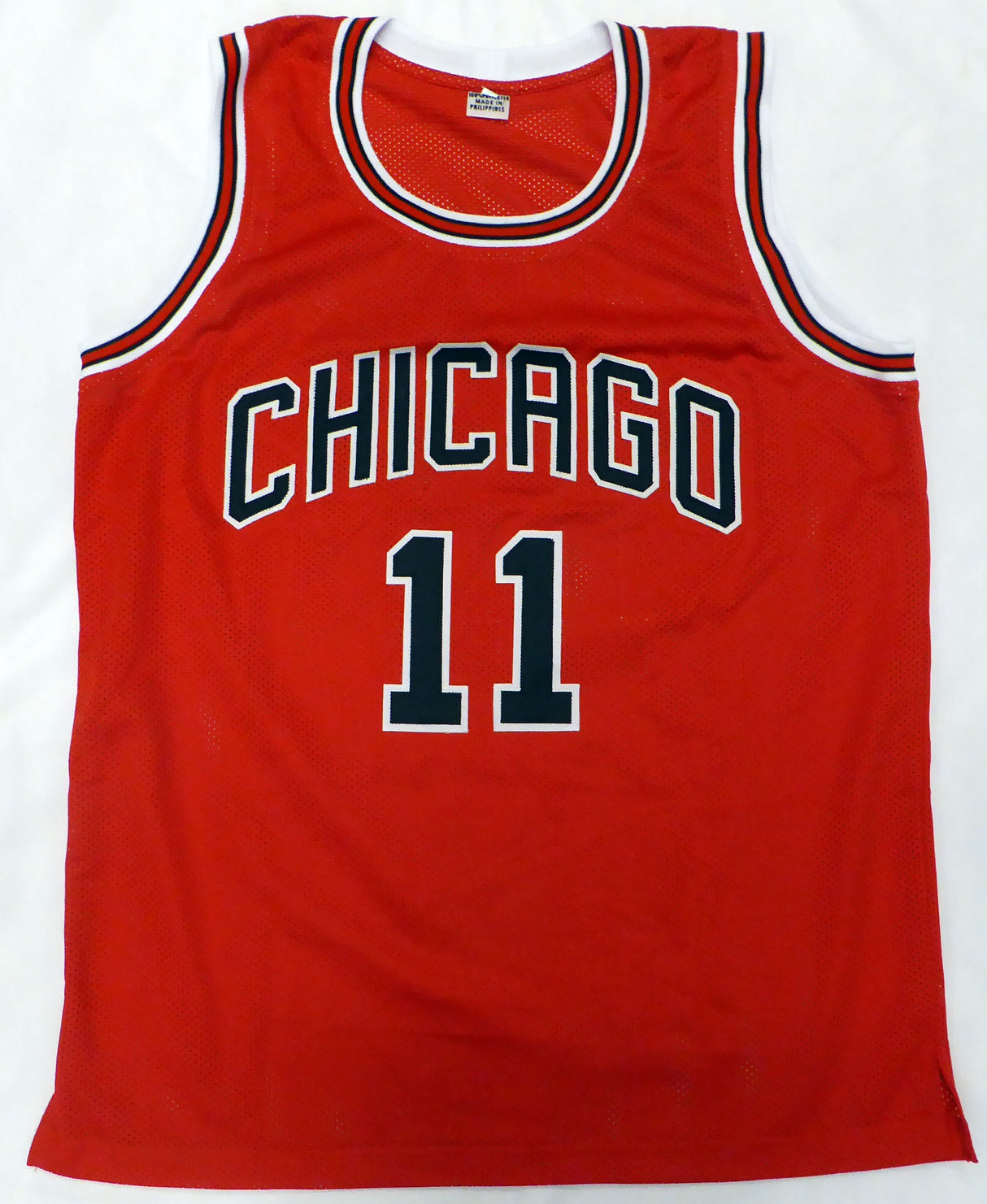 Chicago Bulls DeMar Derozan Autographed Red Jersey Beckett BAS QR #WH117644
