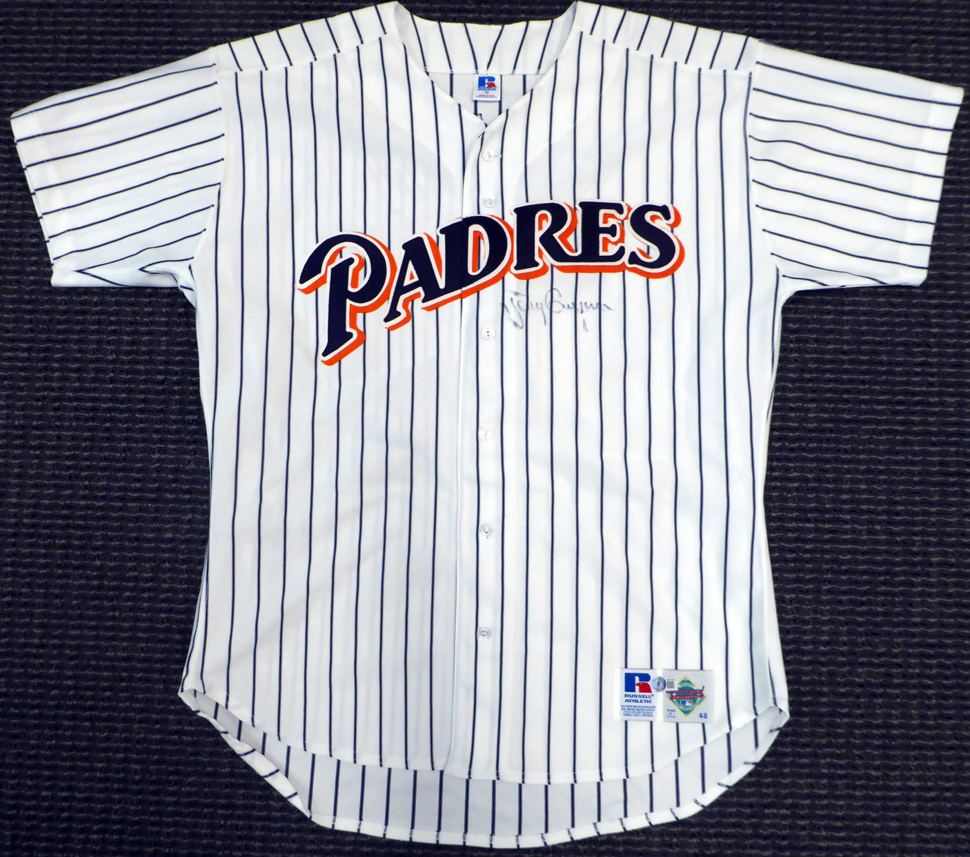 San Diego Padres Tony Gwynn Autographed White Russell Authentic Jersey Size 48 Beckett BAS QR #BH014803