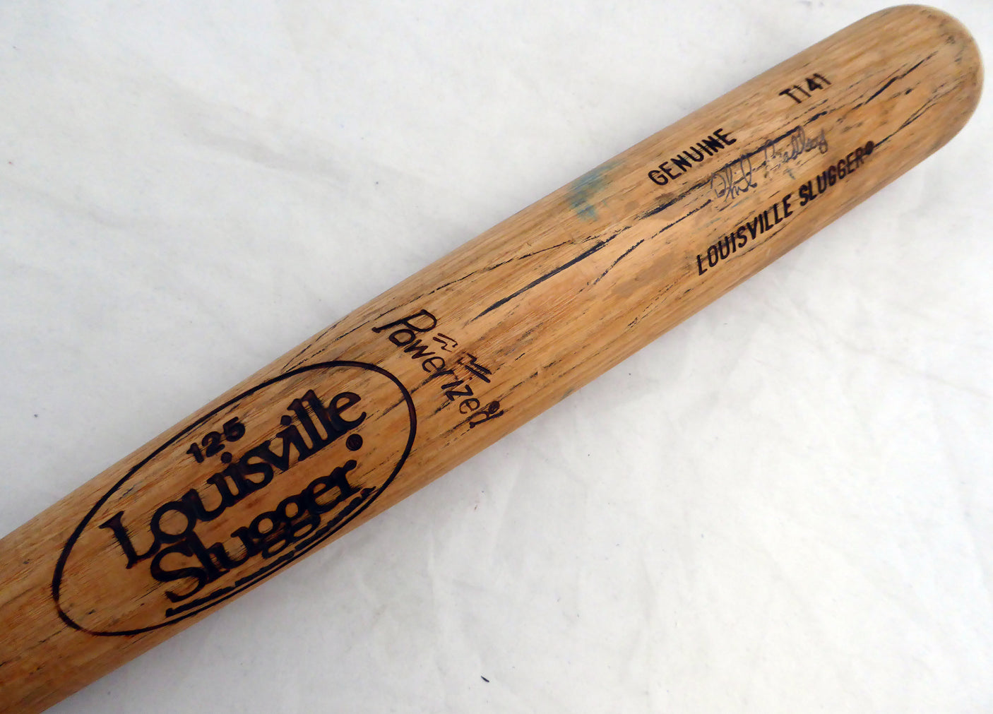 Phil Bradley Unsigned Seattle Mariners Blonde Louisville Slugger T141 Game Used Bat Cracked SKU #214061