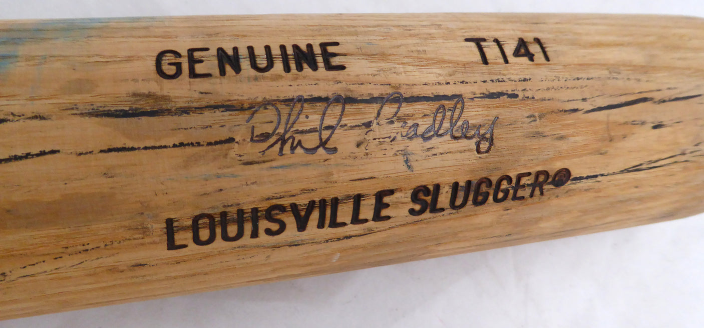 Phil Bradley Unsigned Seattle Mariners Blonde Louisville Slugger T141 Game Used Bat Cracked SKU #214061