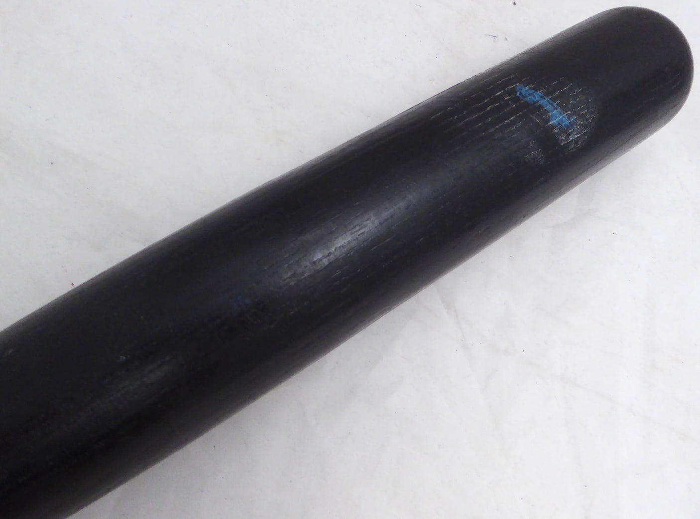 Paul Sorrento Unsigned Seattle Mariners Black Rawlings Big Stick 1997 Game Used Bat Cracked SKU #214069