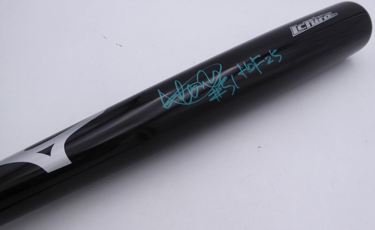 Ichiro Suzuki Autographed Black Player Model Mizuno Bat Seattle Mariners "#51 & HOF 25" (Smudged) Beckett BAS QR #2W517209