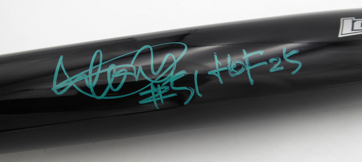 Ichiro Suzuki Autographed Black Player Model Mizuno Bat Seattle Mariners "#51 & HOF 25" (Smudged) Beckett BAS QR #2W517209