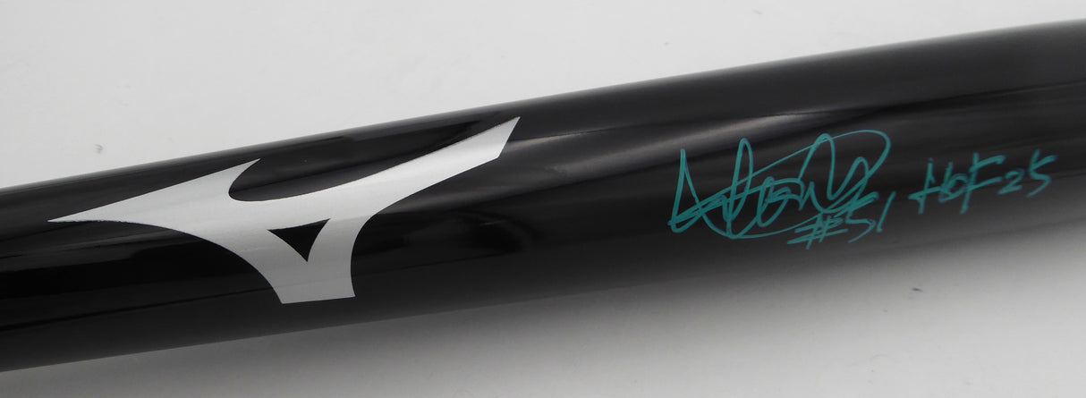 Ichiro Suzuki Autographed Black Player Model Mizuno Bat Seattle Mariners "#51 & HOF 25" (Smudged) Beckett BAS QR #2W517209
