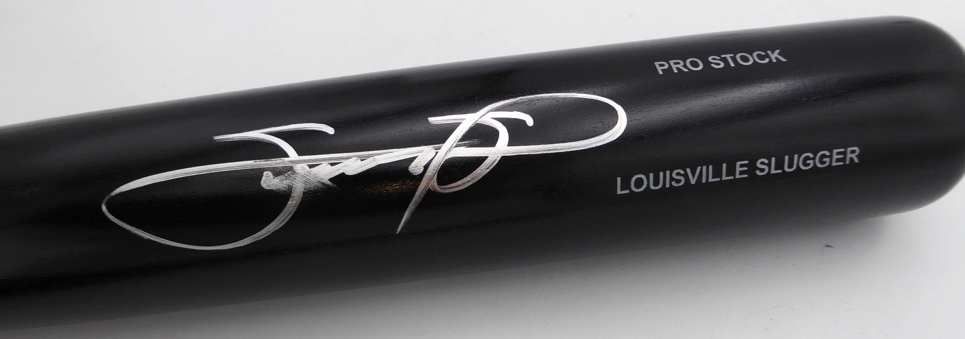 Sammy Sosa Autographed Black Louisville Slugger Bat Chicago Cubs (Smudged) Beckett BAS QR #2W202192