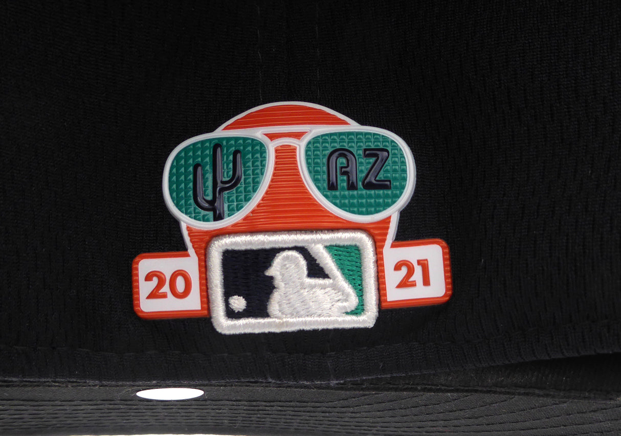 Ichiro Suzuki Autographed Hat Seattle Mariners IS Holo SKU #225874