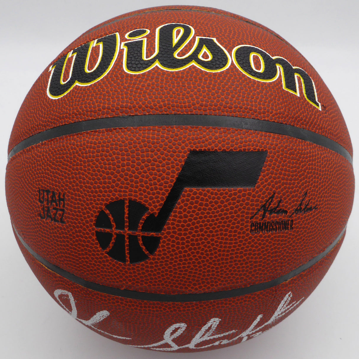 John Stockton Autographed Basketball Utah Jazz (Smudged) Beckett BAS QR #1W271720