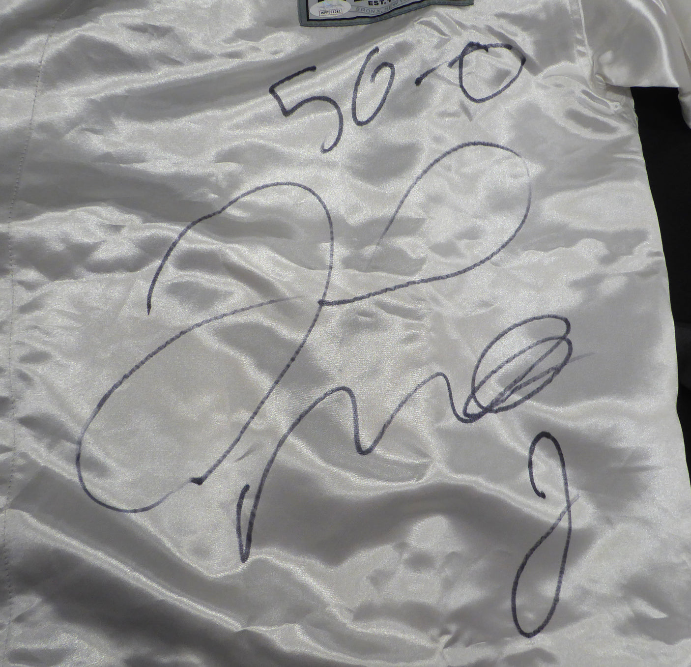 Floyd Mayweather Autographed White Everlast Robe "50-0" JSA #WPP568081