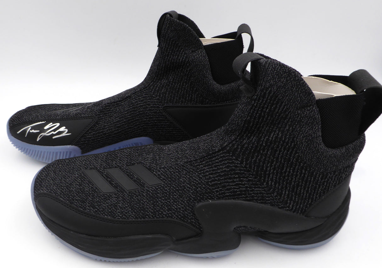 Trae Young Autographed Black Adidas Shoe Atlanta Hawks Light Strike Size 12.5 (Smudged) Beckett BAS QR #BL93437