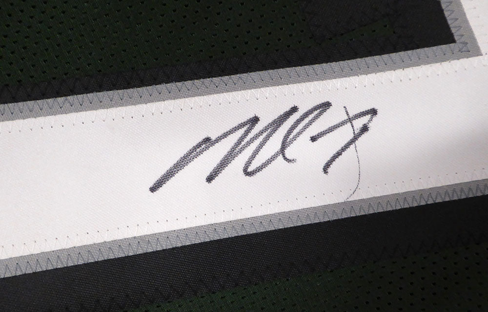 Philadelphia Eagles Michael Vick Autographed Green Custom Jersey Beckett BAS QR #3W063589
