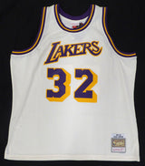 Los Angeles Lakers Magic Johnson Autographed White Mitchell & Ness Jersey (Smudged) Beckett BAS QR #4W062623