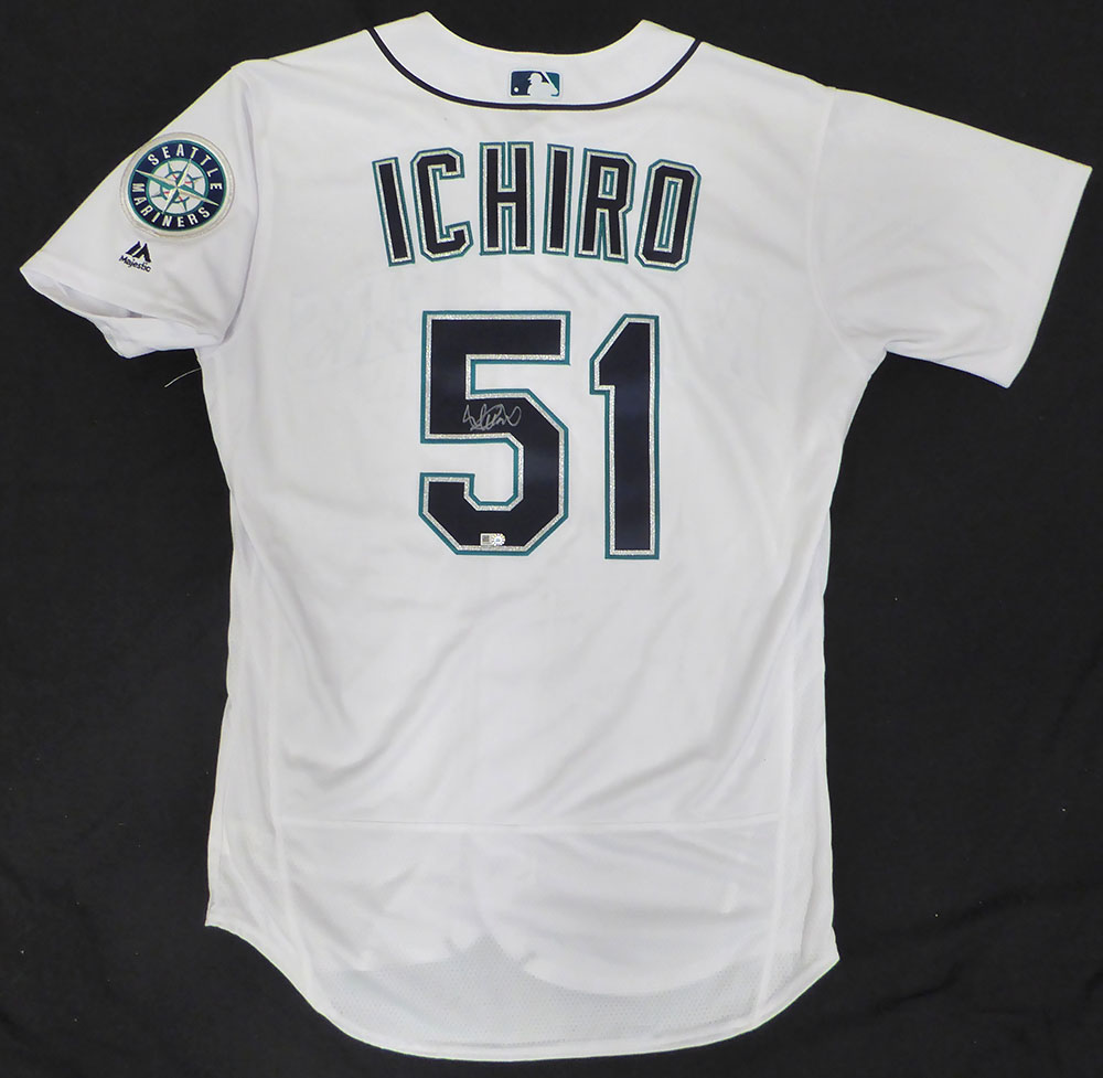 Seattle Mariners Ichiro Suzuki Autographed White Authentic Majestic Jersey MLB Holo #JD345231