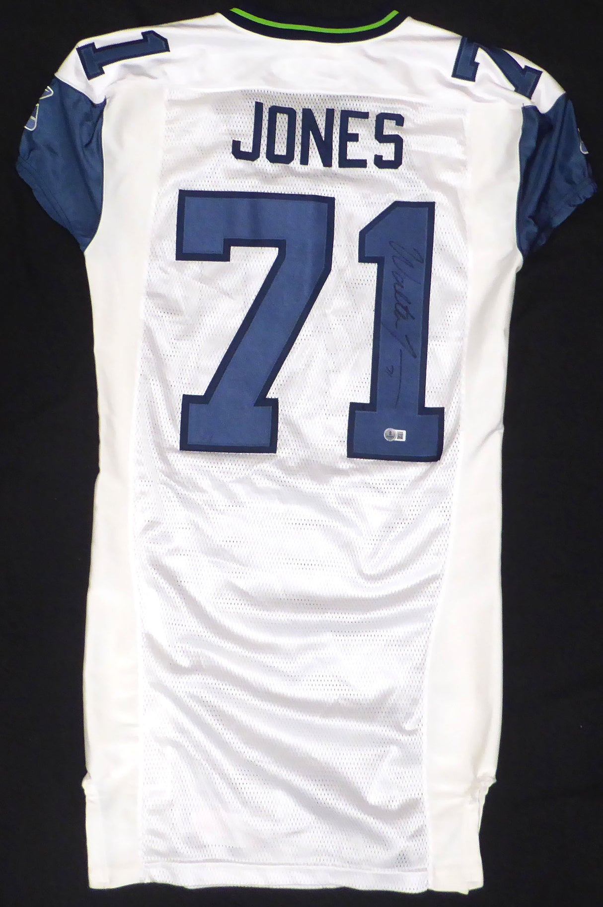 Seattle Seahawks Walter Jones Autographed White 2006 Reebok Authentic Jersey Beckett BAS QR #BU86958