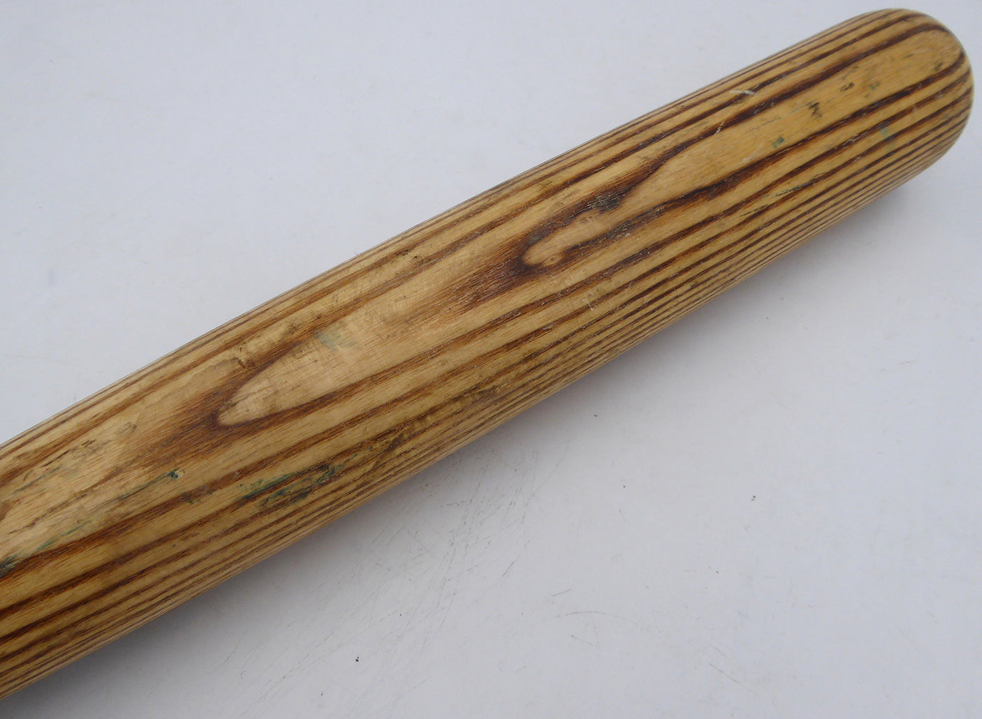 Julio Cruz Unsigned Game Used Bat Louisville Slugger C314 Seattle Mariners SKU #253139
