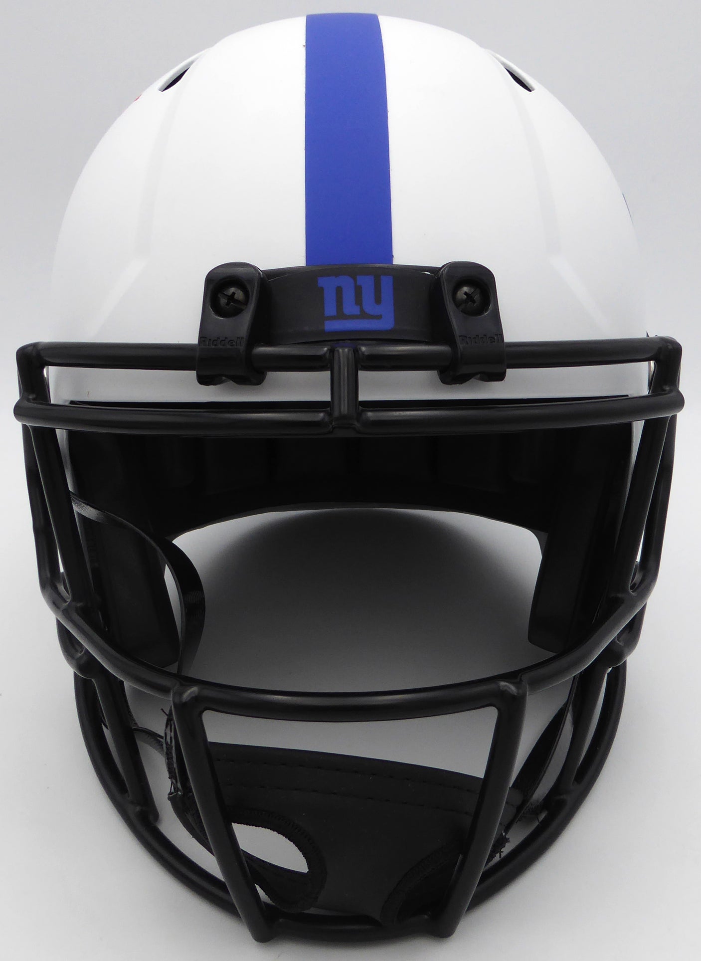 Daniel Jones Autographed New York Giants Alternate White Full Size Speed Replica Helmet New York Giants Beckett BAS QR #W045132