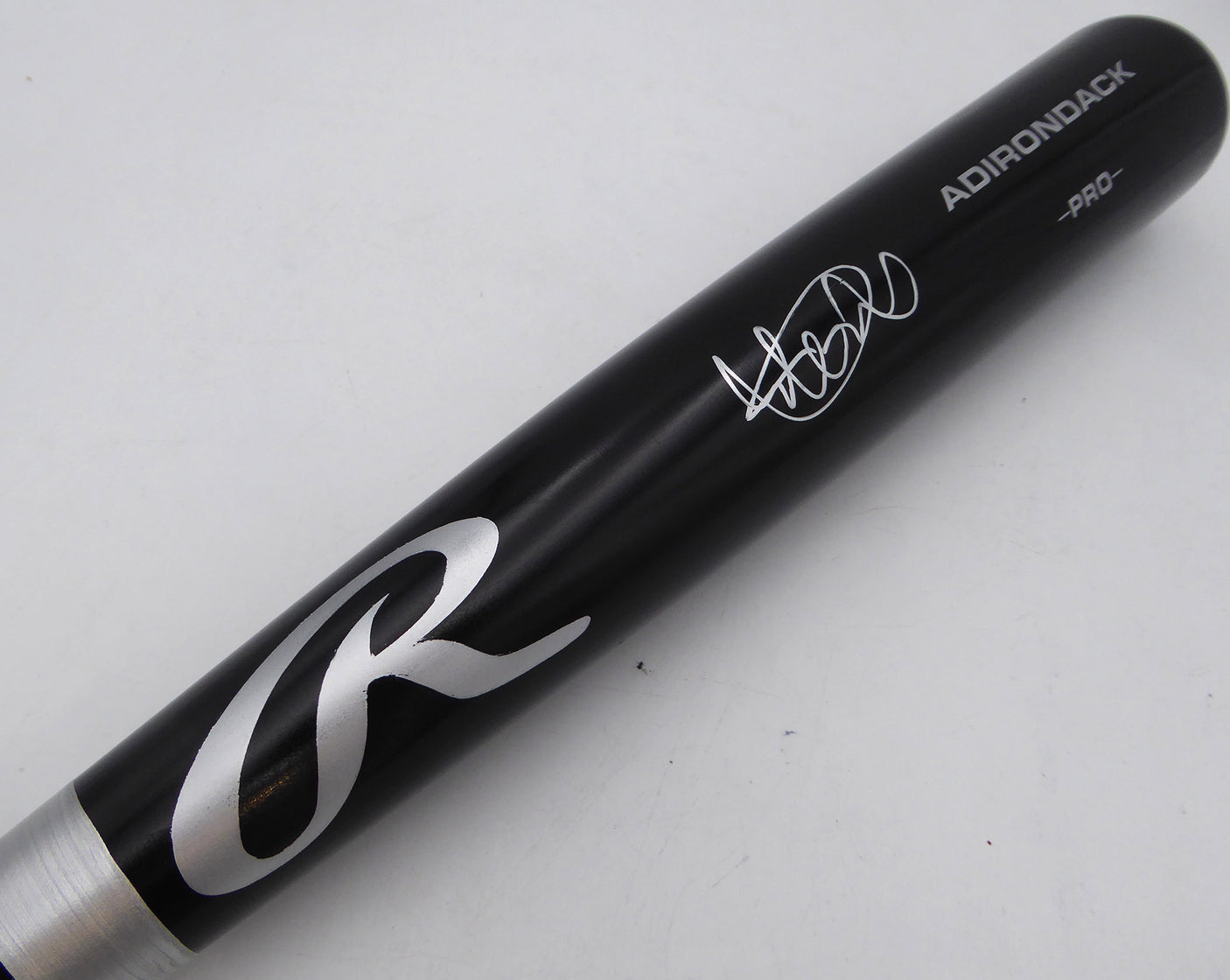 Ichiro Suzuki Autographed Rawlings Bat Seattle Mariners IS Holo SKU #253201