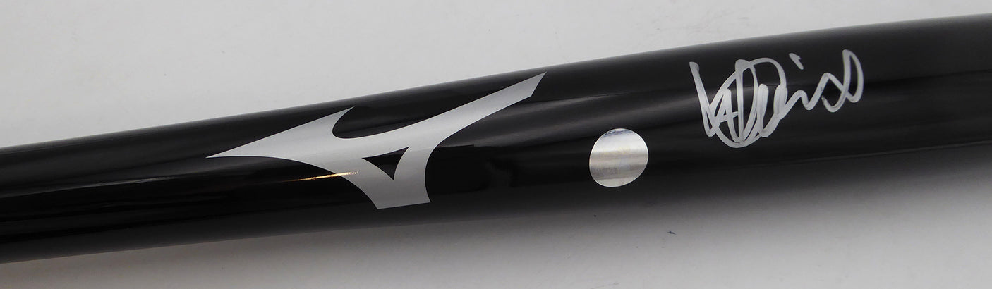 Ichiro Suzuki Autographed Mizuno Bat Seattle Mariners IS Holo SKU #253202