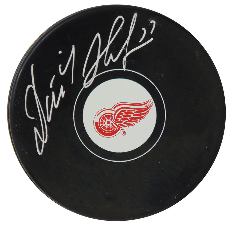 Dominik Hasek Signed Detroit Red Wings Logo Hockey Puck