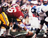 Len Hauss Sigend Washington Football Team Snapping Football 16x20 Photo