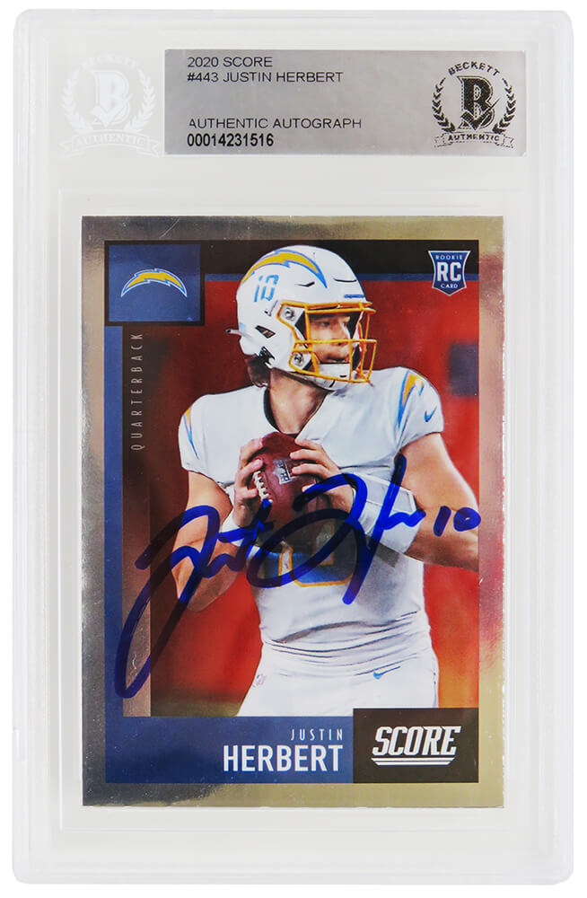Justin Herbert Signed Los Angeles Chargers 2020 Score Rookie Football Card #443 - (Beckett Encapsulated)