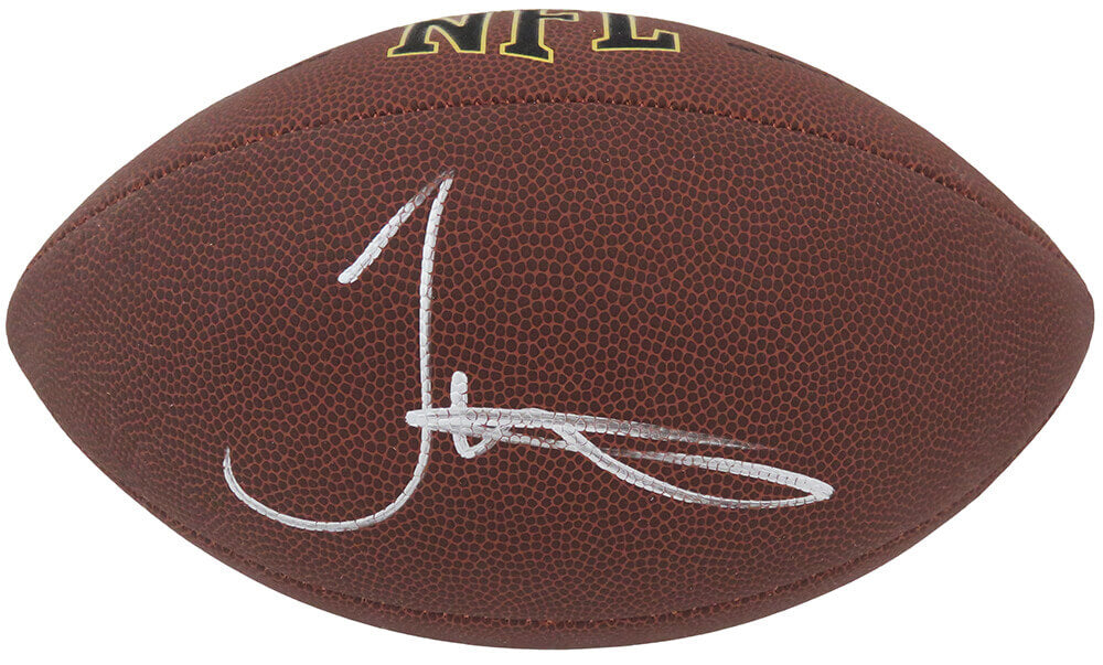 Tyreek Hill Signed Wilson Super Grip Full Size NFL Football - (Beckett)
