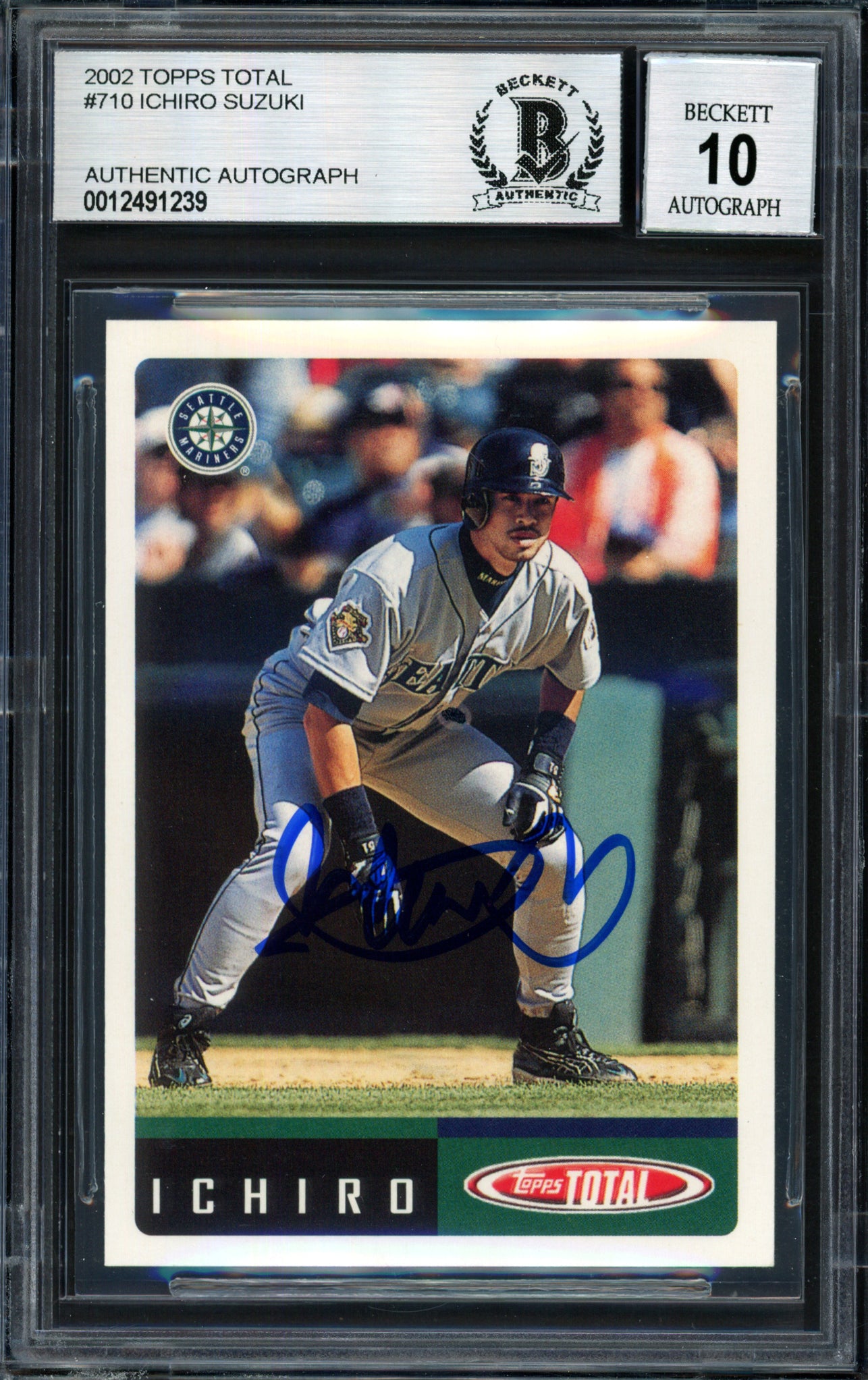 Ichiro Suzuki Autographed 2002 Topps Total Card #710 Seattle Mariners Auto Grade 10 Beckett BAS #12491239
