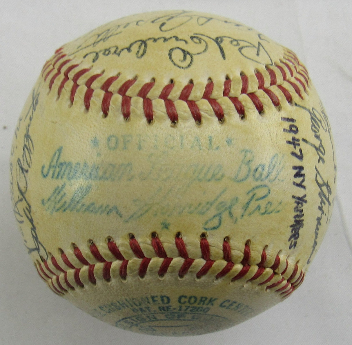 Joe DiMaggio, Yogi Berra, Phil Rizzuto +23 1948 Yankees Team Signed Auto Rawlings Baseball JSA LOA ZZ82757