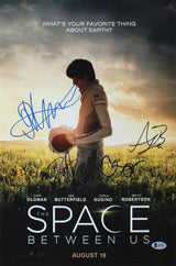 The Space Between Us (4) Butterfield, Robertson, +2 Signed 12x18 Photo BAS