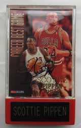 Scottie Pippen Signed Encapsulated NBA Hoops Basketball Card 131/150 - Score Board