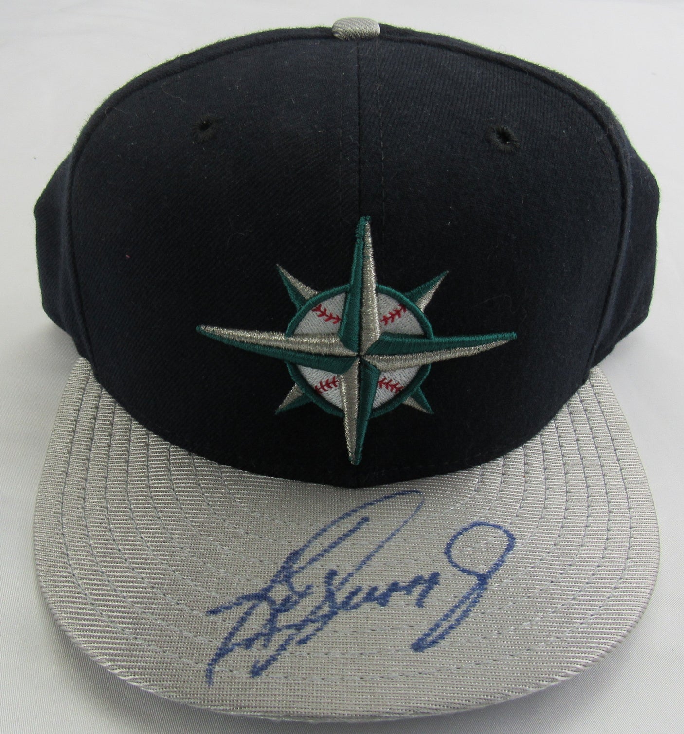 Ken Griffey Jr Signed Auto Baseball Hat JSA CJ55966