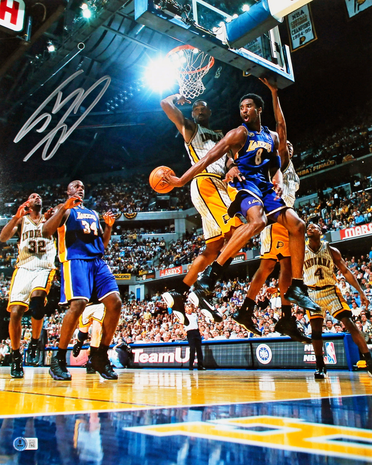 Lakers Shaquille O'Neal Signed 16x20 Vertical Photo Vs Pacers BAS Witnessed