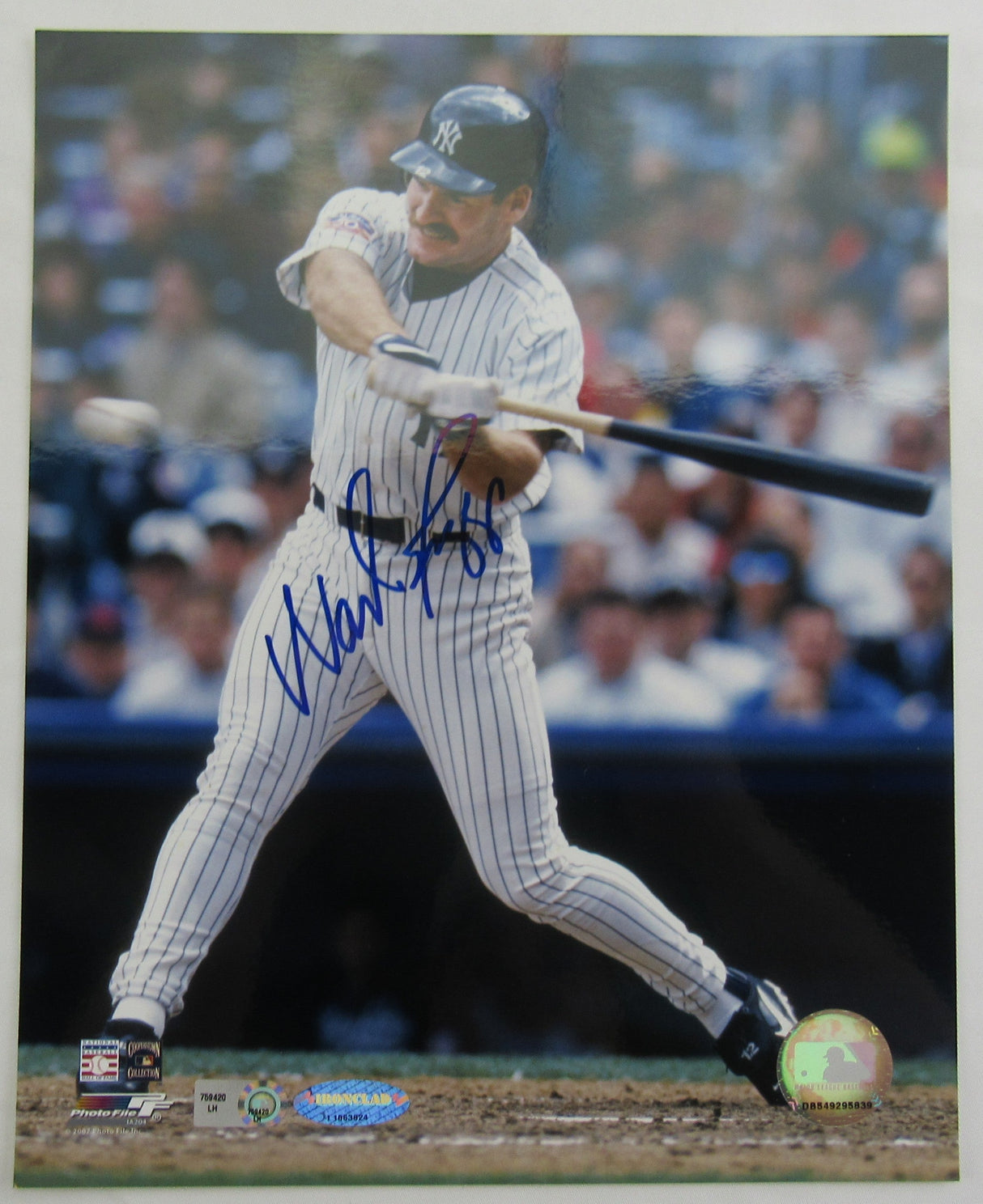 Wade Boggs Signed Auto 8x10 Photo MLB Hologram