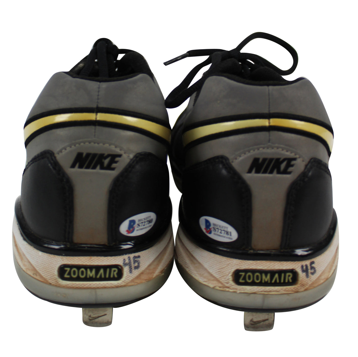 Giants Dan Runzler Authentic Signed Game Used Nike Cleats Autographed BAS