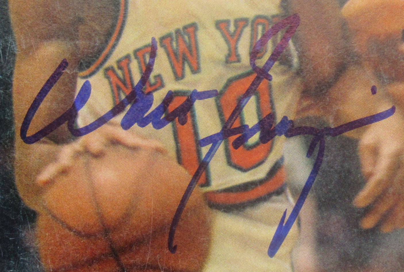Walt Frazier Signed Auto Autograph Sports Illustrated Magazine JSA WA169181