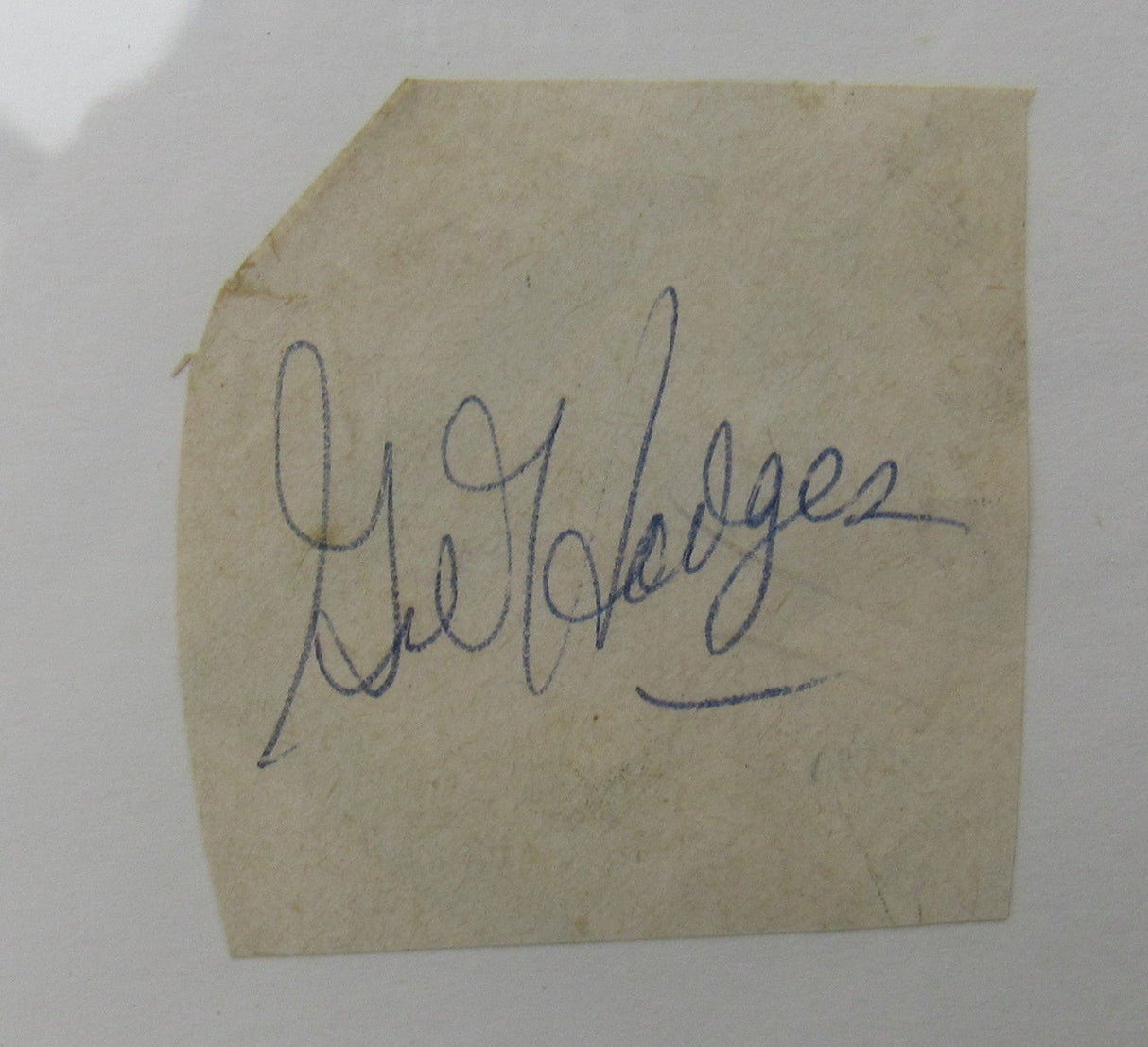 Gil Hodges Cut Signed Auto PSA/DNA Encapsulated II