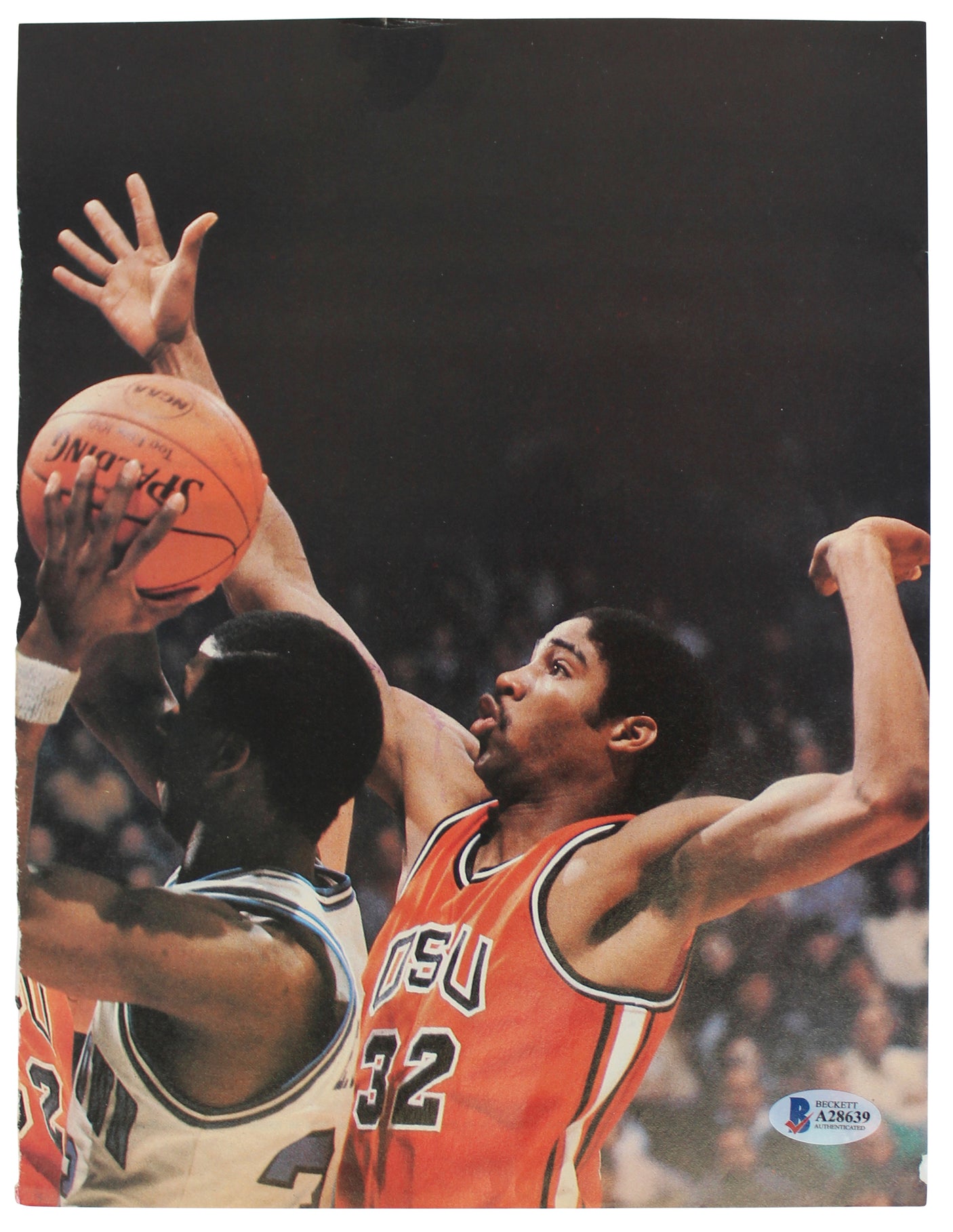 North Carolina Michael Jordan Authentic Signed 8x11 Magazine Page BAS #A28639