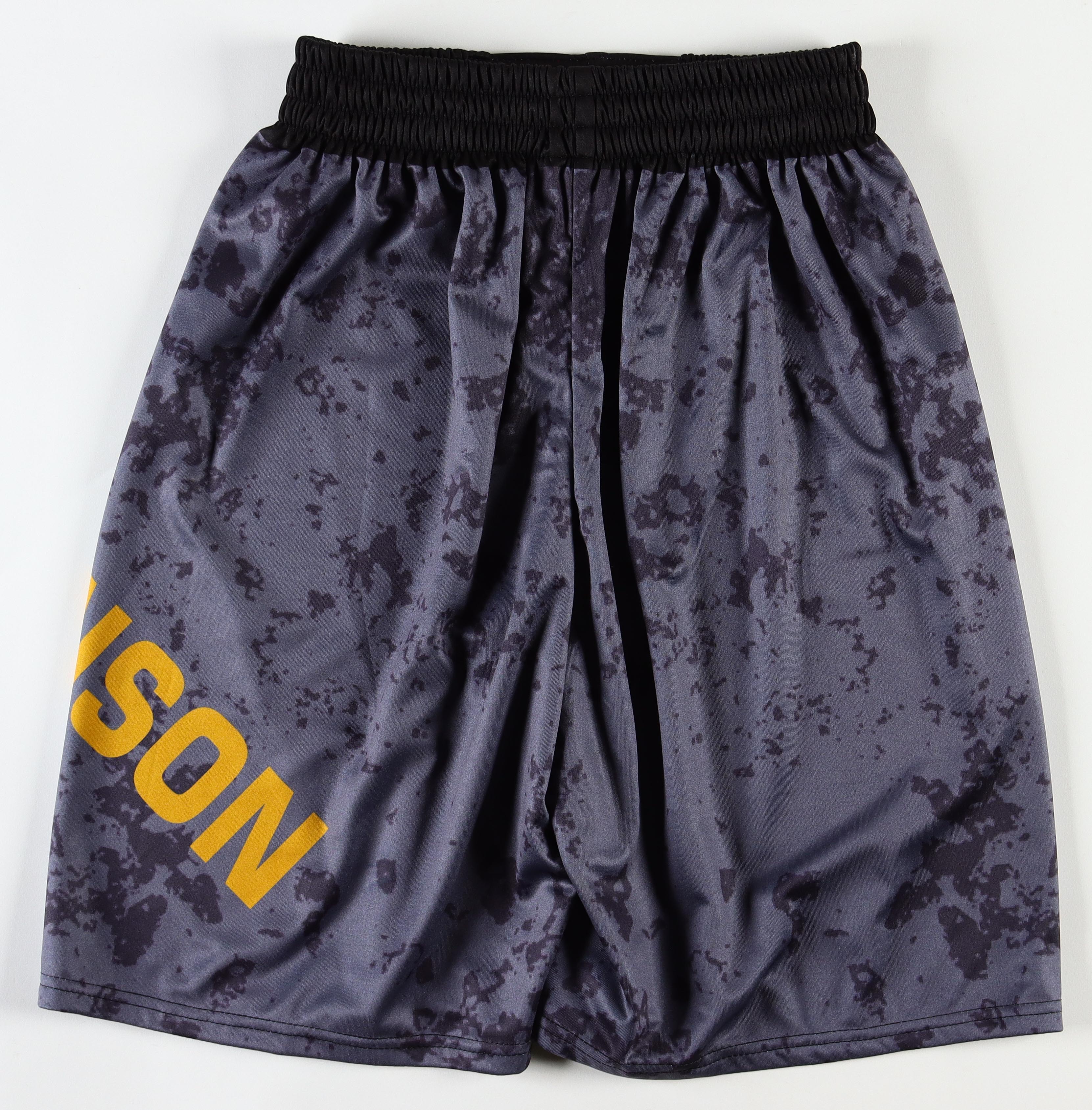 Exclusive UFC Memorabilia | UFC Collectibles