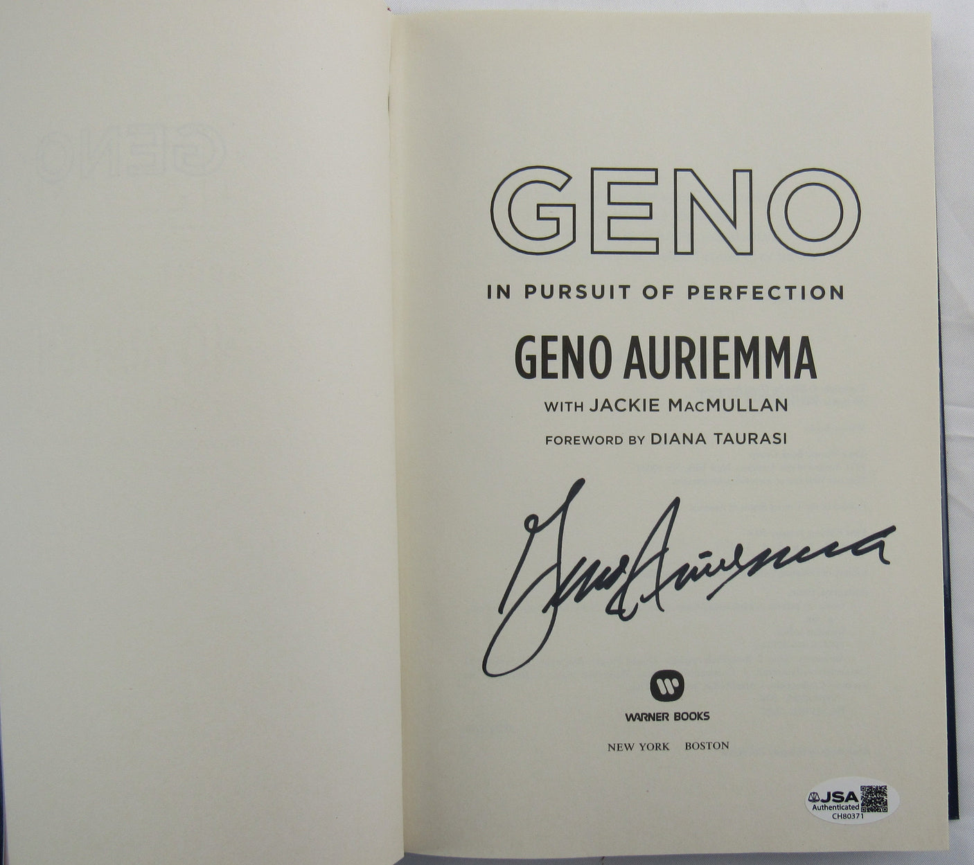 Geno Auriemma Signed Auto Book JSA CH80371