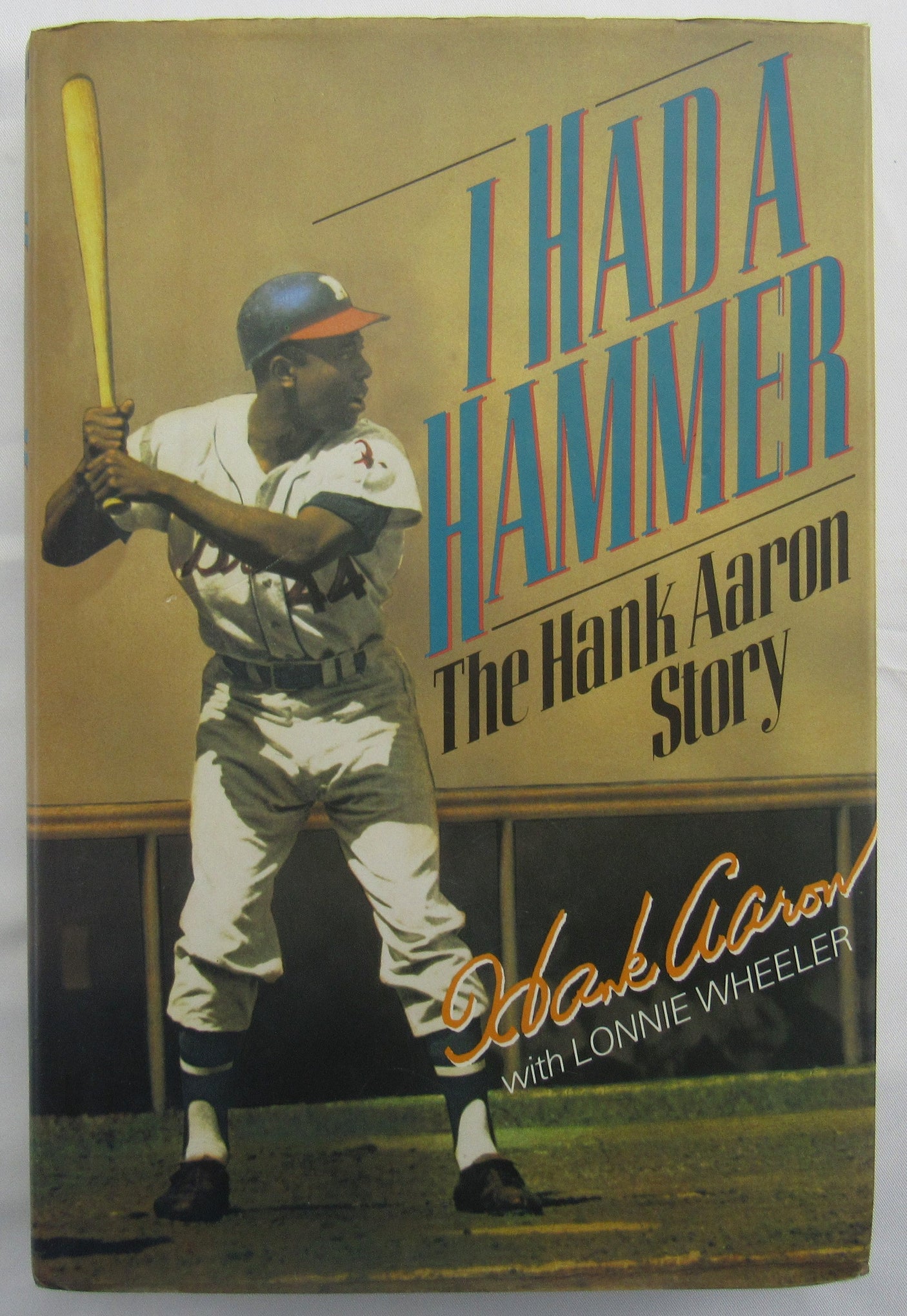Hank Aaron Signed Auto Book JSA CH80370