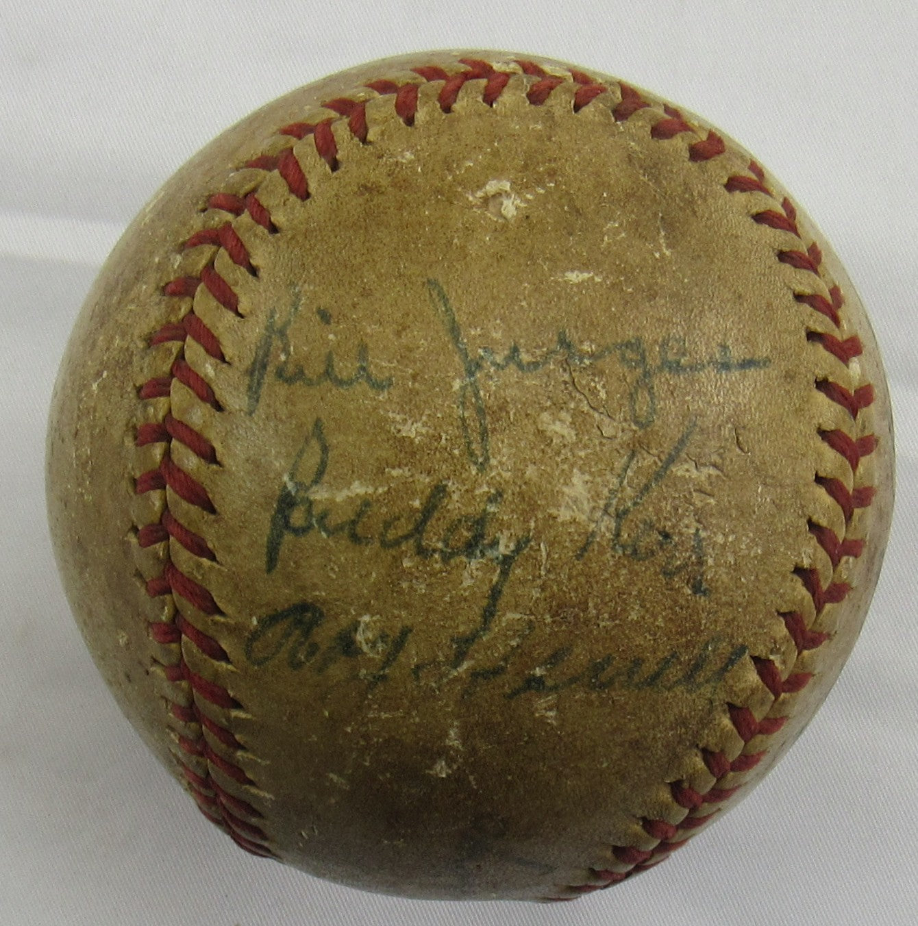 Giants Hall of Famers and Stars Mel Ott Signed Auto Baseball JSA LOA ZZ63161